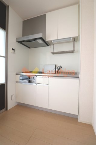 ポルティエのキッチン|コンパクトなキッチンで掃除もラクラク