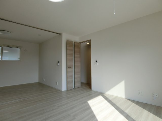 アヴニール西福原　Ⅱの洋室