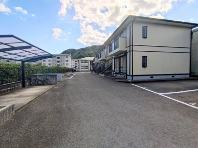 【駐車場】 | ファミールハピネス