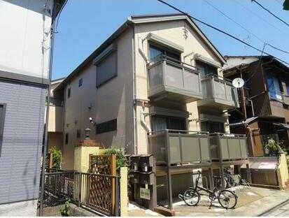 ＳＴＥＬＬＡの外観