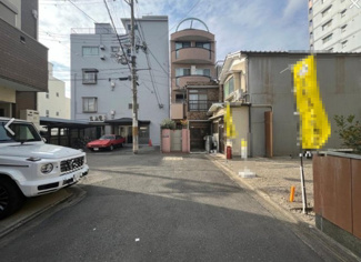 【前面道路含む現地写真】