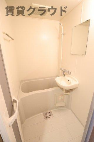 芝コーポ三号館の浴室|きれいなお風呂です