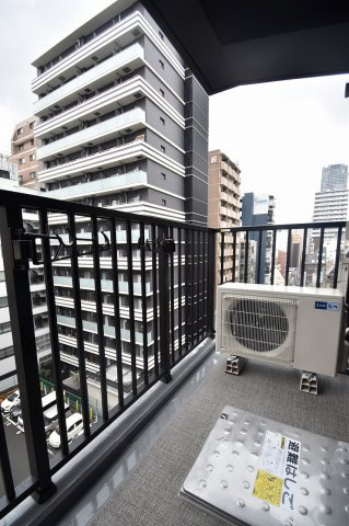 コスモ釣鐘町のバルコニー