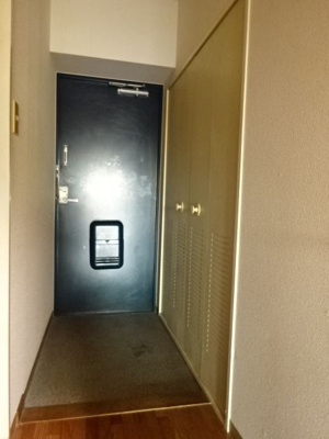 【玄関】 | ビーフロスト | 別のお部屋の写真です。