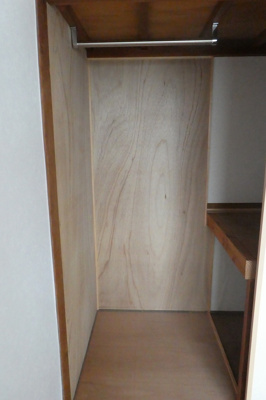 【収納】 | 鈴が台団地分譲住宅A棟 | 奥行きのある押入収納　※写真は入居前に撮影したものです
