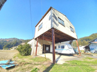 【駐車場】 | 丹波市春日町上三井庄　貸倉庫