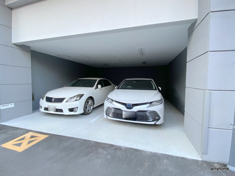 Excellent　Kishibe　仲介手数料無料の駐車場