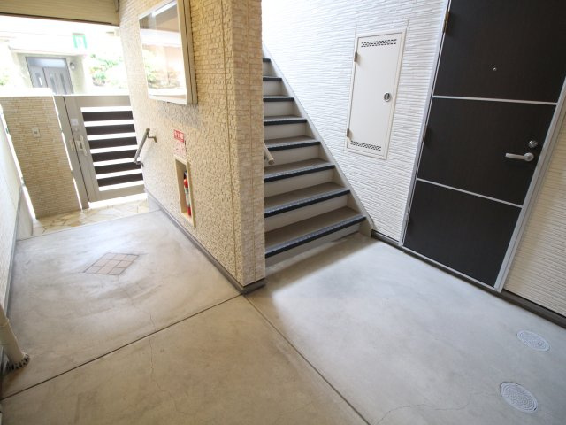 フジパレスメイトのロビー|毎日通るロビーはこのようになっています