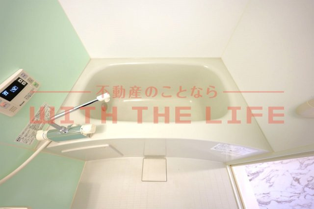 ヴィラジャスミン【10,000円キャッシュバック対象物件】の浴室|落ち着いた空間のお風呂です