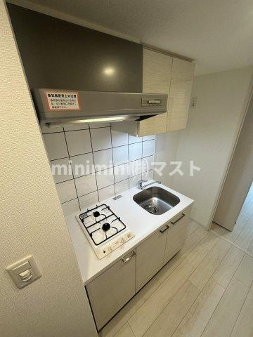 エスリード南森町ラグシスのキッチン