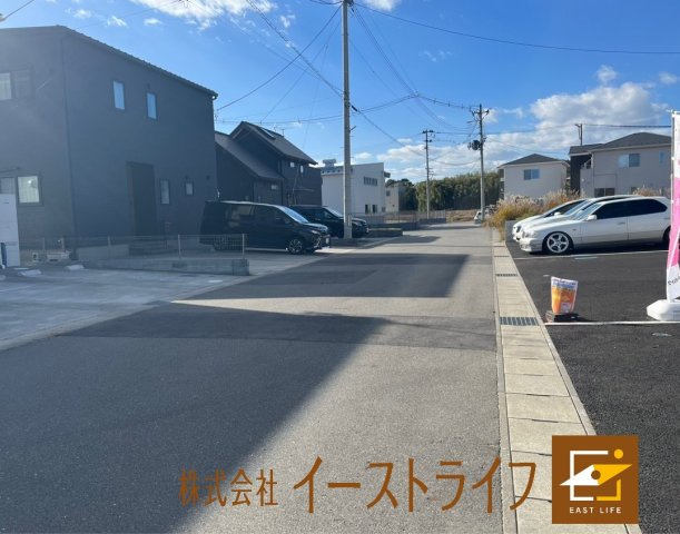 平豊間第7の前面道路含む現地写真|当社は、お客様に寄り添った丁寧な対応を心がけています。ぜひお気軽にお問い合わせください。また、住宅ローンに関するご相談やご心配もご相談ください◎ しっかりと対応させていただきます(^^)