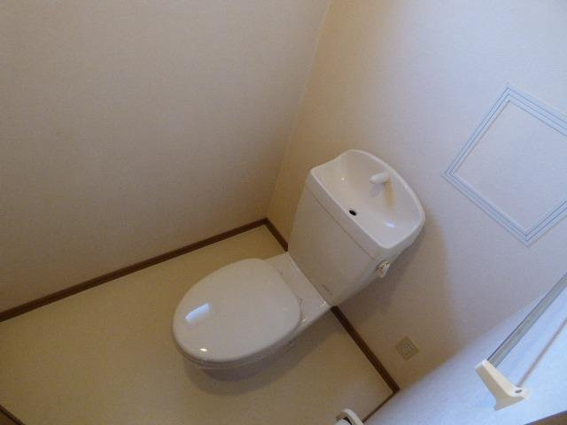 神戸市西区玉津町二ツ屋の賃貸マンションのトイレ