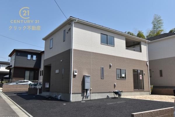 Cradlegarden 　水戸市見川　第14　2の外観|水戸駅まで車14分。稲荷第一小徒歩17分、常澄中徒歩30分。 51号へのアクセス良好。周辺施設充実で生活利便性◎ 駐車は縦列駐車となります。