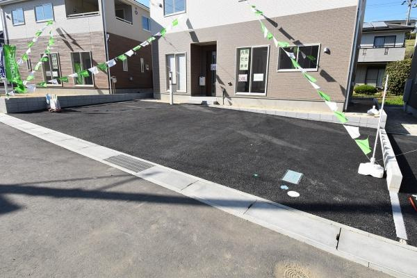 Cradlegarden　 日立市相田町　第5　2の駐車場|駐車場は十分なスペース。ご夫婦それぞれ車をご所有の場合や、親戚や友人などが車で来る際も安心です。
