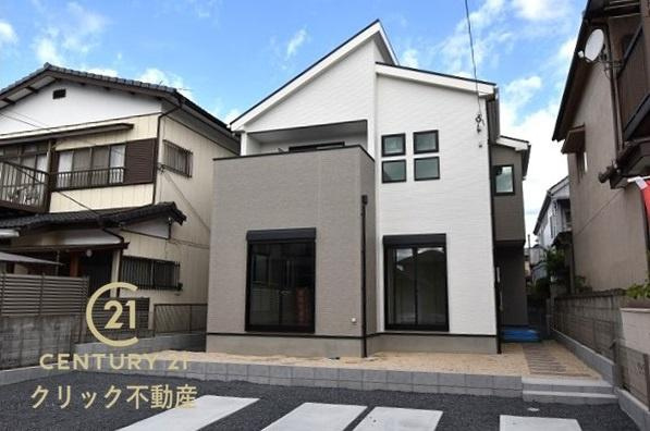 ケイアイフィット　水戸市本町　3期 　限定１棟！の外観|水戸駅車8分。浜田小徒歩4分、第三中徒歩12分。 閑静な住宅地。国道6号へのアクセス良好で通勤、お買い物にも便利。 商業施設も近く生活利便性◎南側道路で日当たり良好です♪