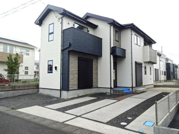 ケイアイフィット　那珂市菅谷　9期 　１の駐車場|駐車場は十分なスペース。ご夫婦それぞれ車をご所有の場合や、親戚や友人などが車で来る際も安心です。
