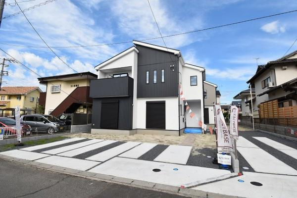 ケイアイフィット　ひたちなか市高場　5期 　2の駐車場|並列駐車可能なカースペースを確保。毎日のお車の出し入れがストレスなく行えます！
内覧可能です。ご予約はHPから、またお電話でも、お気軽にどうぞ。

