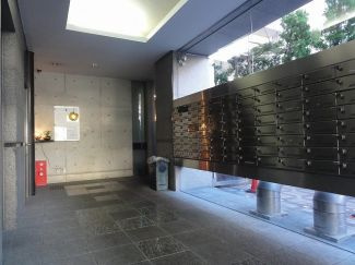 スクリーン3233のロビー