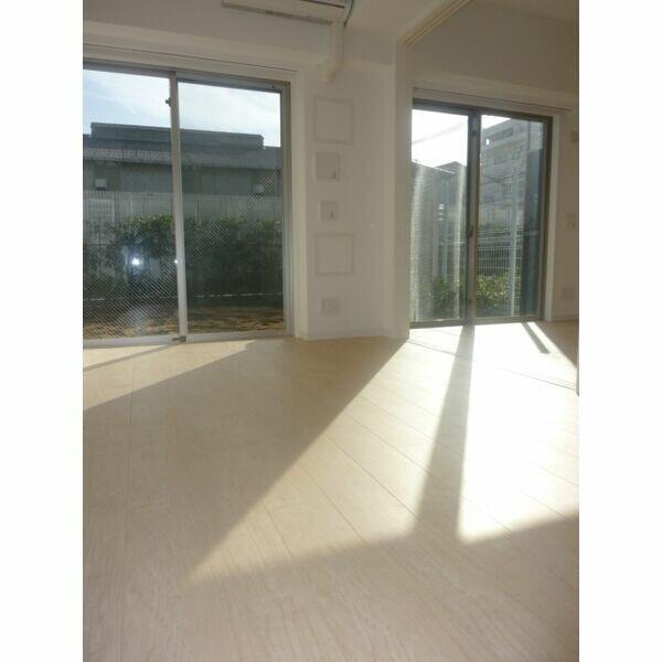 エスポワール江戸川のロビー