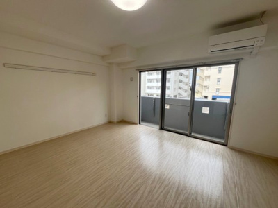 【洋室】 | クレステージ北谷 | ※退去前の為、新築時の写真になっております
