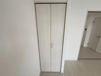 【洋室】 | クレステージ北谷 | ※退去前の為、新築時の写真になっております