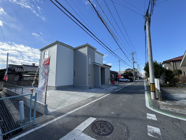 新築　前橋市前箱田町2期　Heartful　Town　1号棟の前面道路含む現地写真|現地写真　北側接道幅員約4.5ｍ
