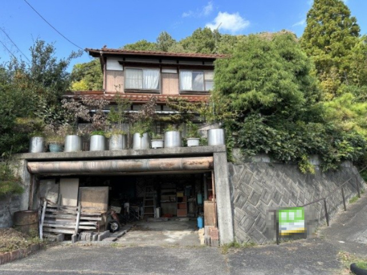 八頭郡八頭町稲荷中古戸建