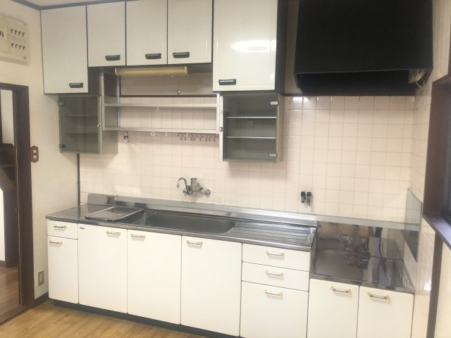 高屋　中古戸建　4LDKのキッチン|キッチン