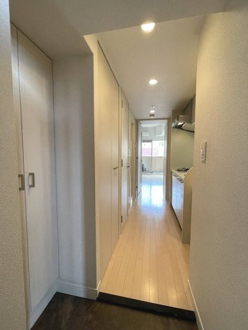 【玄関】プレサンス桜通グレイス