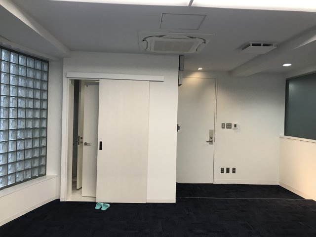アヌシー青山の内装