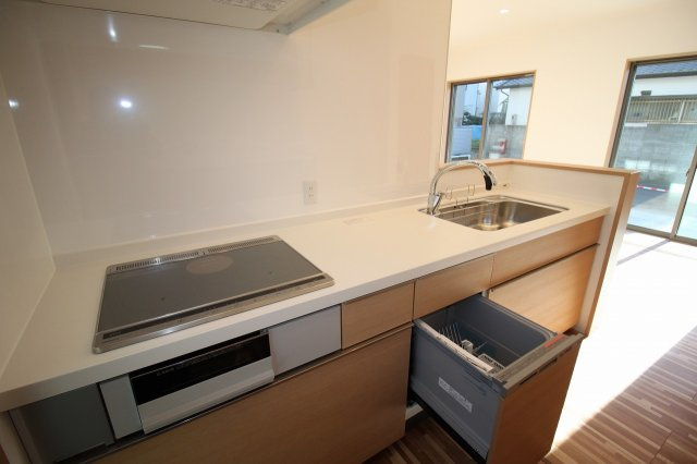 竹島町　中古戸建　（未入居物件）のキッチン