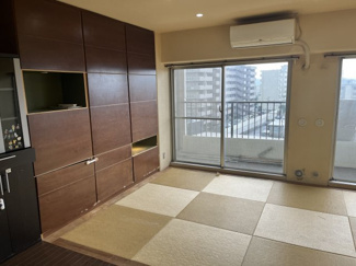 【居間・リビング】