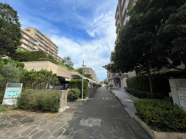 リベーラガーデンDⅡ棟（アベニューイーストⅡ）の外観