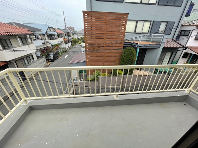 吹田市千里山西6丁目　貸家のバルコニー|陽当たり良好なバルコニーです