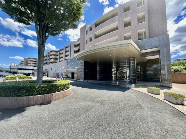 ネアシティ・ガーデン西の丘の外観