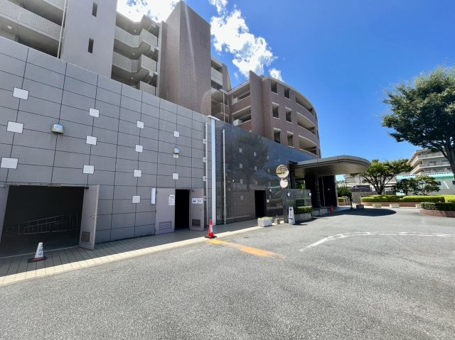 ネアシティ・ガーデン西の丘の外観