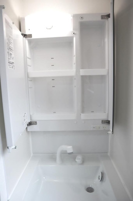 【独立洗面台】 | ダイアパレス野間 | 別号室の写真になります。現況優先。