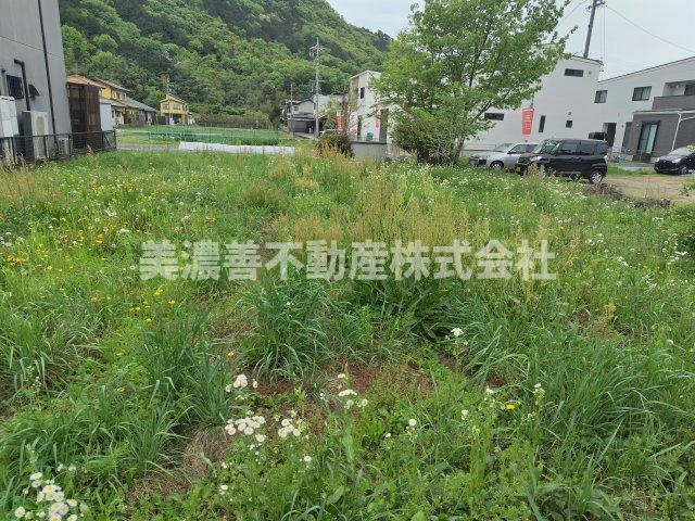 ６１９２３　岐阜市岩崎土地の外観