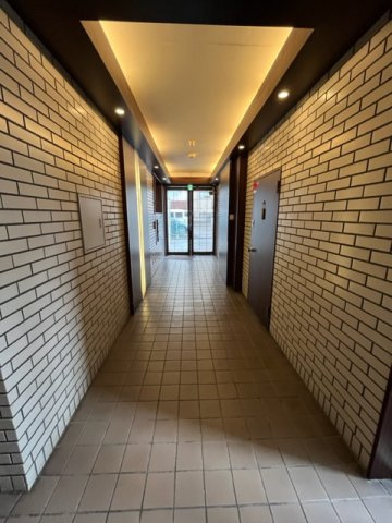 No.R町田北（ナンバーアール町田北）のロビー