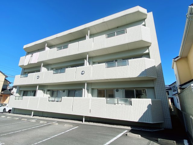 Hanaleiの駐車場