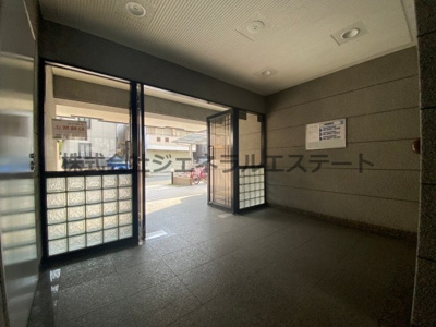 【ロビー】 | グレイシィーK・Y