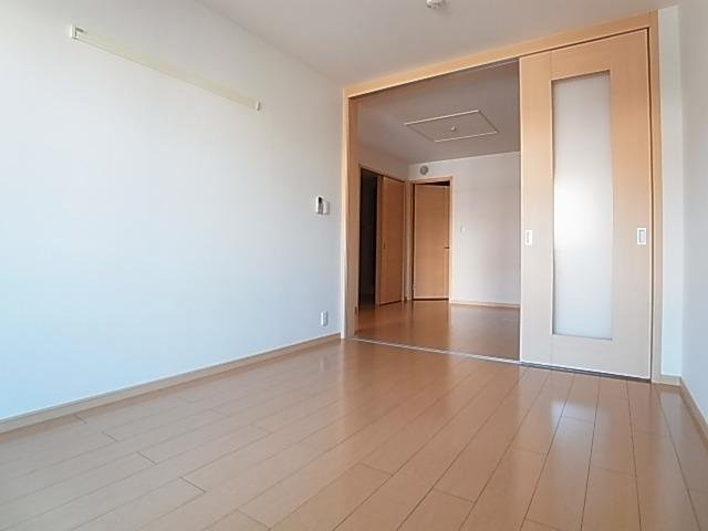 Ｆｌａｔ　Ｈｉｌｌｓ　ｅｃｏの居間・リビング