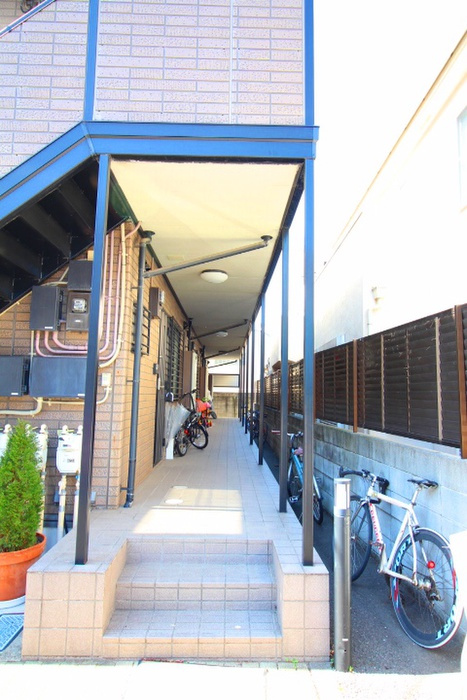 セジュールEKのエントランス