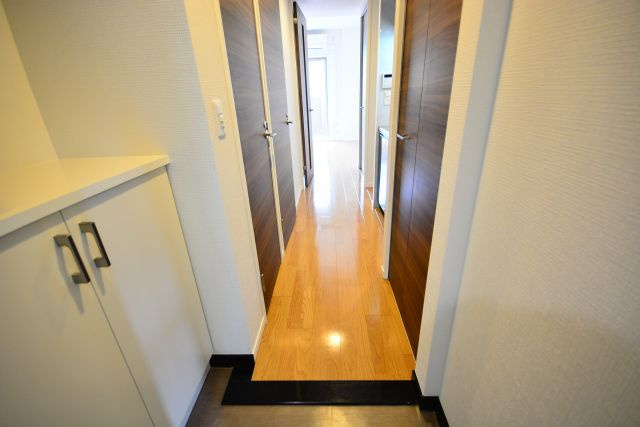 サンセリテ至誠会松崎町の玄関