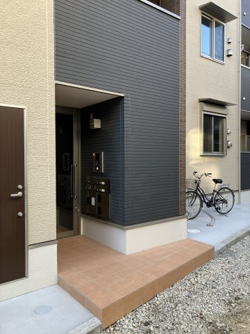 【エントランス】