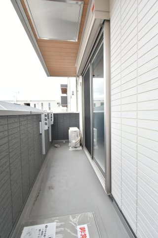 Ｄ－ＲＯＯＭ桂川のバルコニー