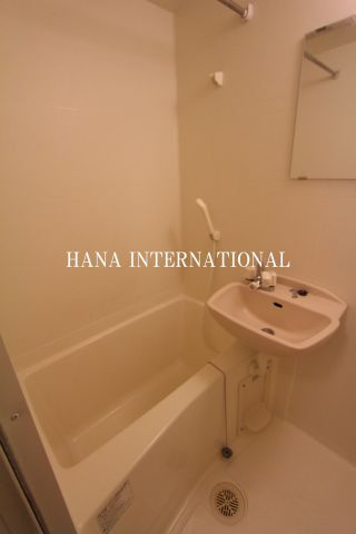 レオパレスジュネスの浴室