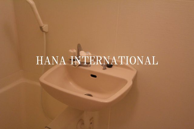 レオパレスジュネスの洗面所