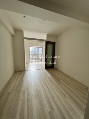 【居間・リビング】 | RISING Maison 本町橋 | 広々リビング