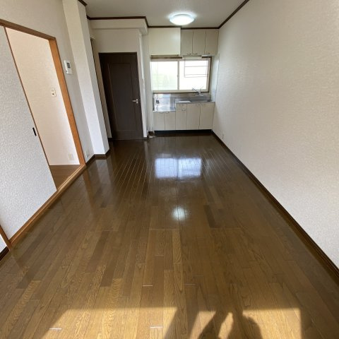 シティハイムまつみやの居間・リビング|リビングです